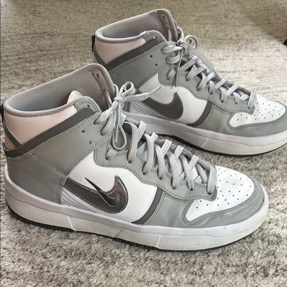 Nike Gray and White Dunks Shoes *almost new*